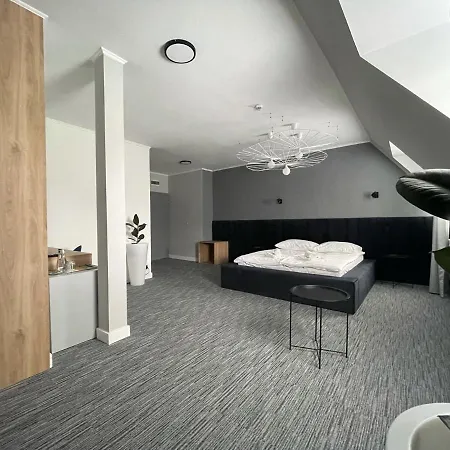 Made In Napoli By Siervo Miedzyborz Neumittelwalde