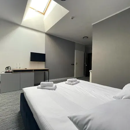 Made In Napoli By Siervo Międzybórz Hotel Międzybórz (Oleśnica)