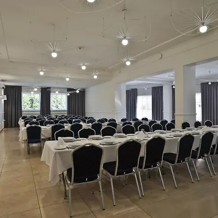 Made In Napoli By Siervo Międzybórz * Międzybórz (Oleśnica)