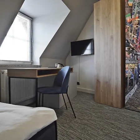 Made In Napoli By Siervo Międzybórz Hotel