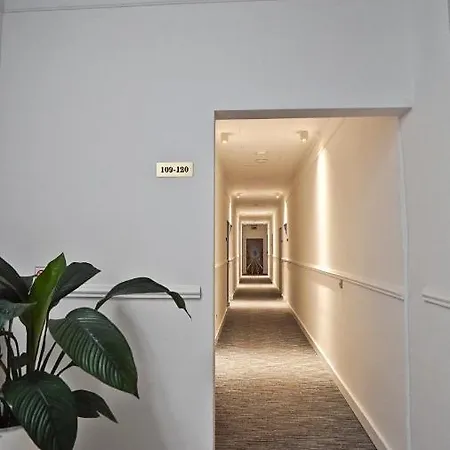 Hotel Made In Napoli By Siervo Miedzyborz Miedzyborz (Olesnica)