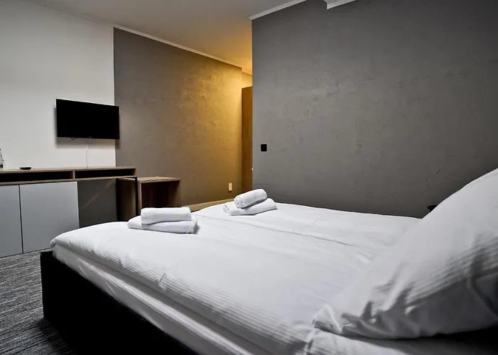 Made In Napoli By Siervo Miedzyborz Neumittelwalde