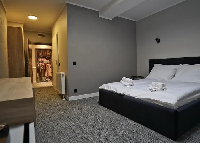 Made In Napoli By Siervo Miedzyborz Hotel *