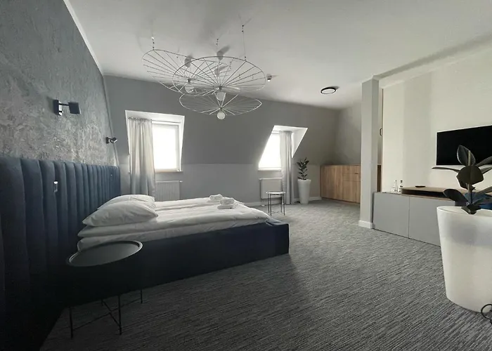 Made In Napoli By Siervo Miedzyborz * Neumittelwalde